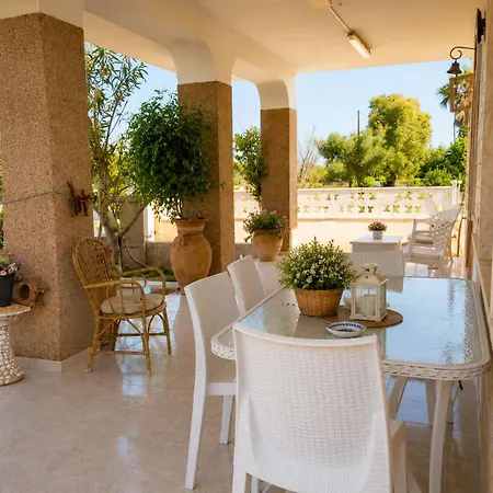 8 Posti Tra Porto Selvaggio E Torre Lapillo Con Ampio Giardino Parcheggio Villa Torre Inserraglio